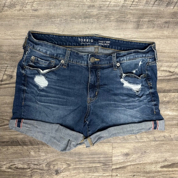 torrid Pants - Torrid perfect 5in shorts
